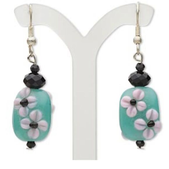 Handcrafted Earrings - Picture 2 of 4